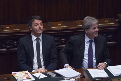 Audio di Renzi: Gentiloni prova a far saltare tutto. Zingaretti: ipotesi offensiva