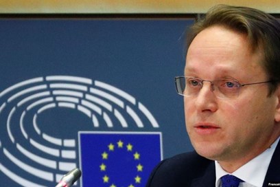 Parlamento Ue, bocciato il commissario designato dall'Ungheria, Várhelyi