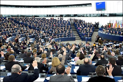 Recovery fund, il Parlamento Ue: inaccettabili i tagli al bilancio pluriennale