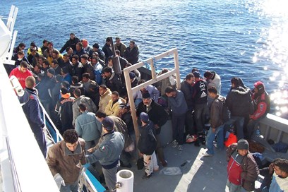 Migranti, Zingaretti: situazione prevedibile. Anche Salvini all'attacco