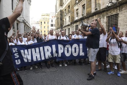 Caso Whirlpool, Conte: il governo non può rimanere indifferente