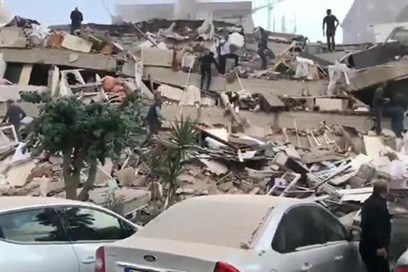 Terremoto tra Grecia e Turchia, per ora 12 morti e almeno 419 feriti