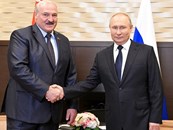Lukashenko: abbiamo un esercito unificato con quello russo. Zelensky: segnale pericoloso. Caduta Lysychansk