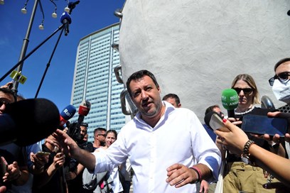 Salvini agli alleati: firmare prima gli accordi sul programma