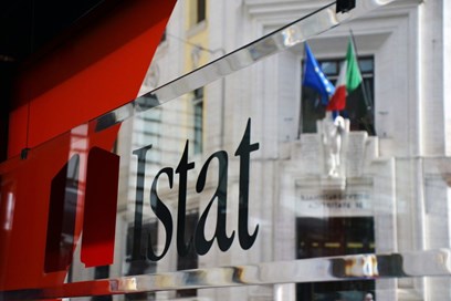 L'Istat: a novembre torna a crescere l'indice della fiducia di consumatori (98,1) e imprese (106,4)