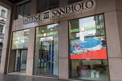Intesa Sanpaolo premiata come «Best Bank in Italy» 