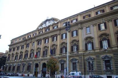 Tre tranche a 5, 10 e 30 anni per il Btp in dollari