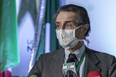 In Lombardia 2.500 nuovi contagi. Fontana preoccupato: non ce lo aspettavamo