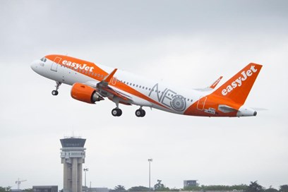 easyJet riparte il 15 giugno: voli domestici da 22 scali europei (Italia esclusa)