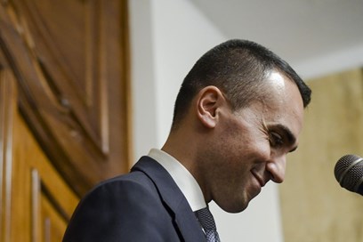 Di Maio: ecco chi sono i 51 che lo seguiranno. C'è anche la viceministra Laura Castelli 