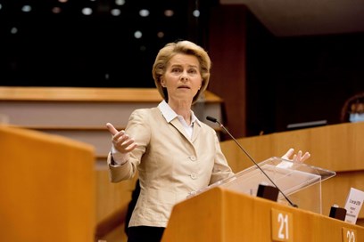 Intelligenza artificiale, von der Leyen: contributo significativo. Casellati: burocrazia stalker