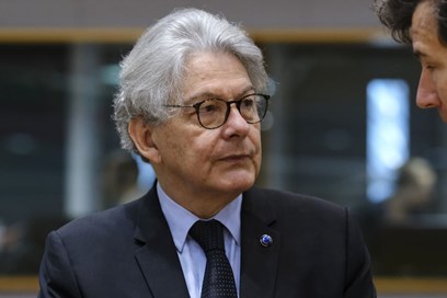 Ue, Breton contro von der Leyen: lascia la Commissione europea