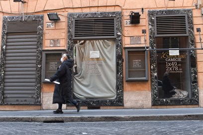 Confesercenti: in 10 anni spariti oltre 140.000 negozi. Urge la flat tax
