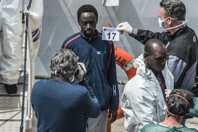 Migranti, nuova sentenza e nuove tensioni sui trattenimenti