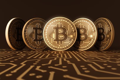 Bitcoin, nuovo record a 81.000 dollari. A Wall Street le società cripto fanno festa
