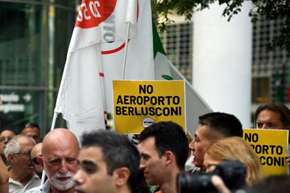 Aeroporto Malpensa, il Tar non blocca l'intitolazione a Berlusconi  