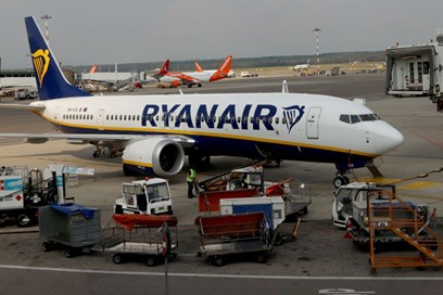 Antitrust, Ryanair rimborserà i consumatori per i costi extra del check in
