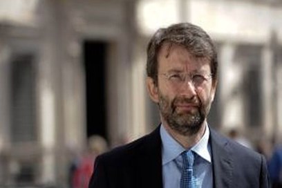 E’ nato un governo a guida vaticana
